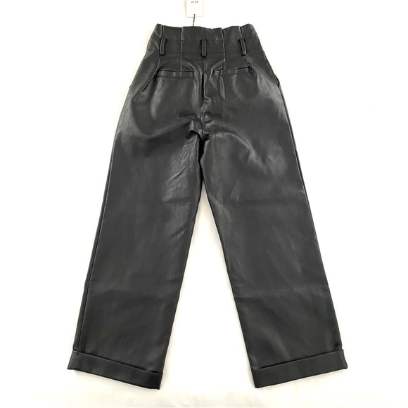 Chloé B x NA-KD Pu Pleated Pants - Picture 4 of 8